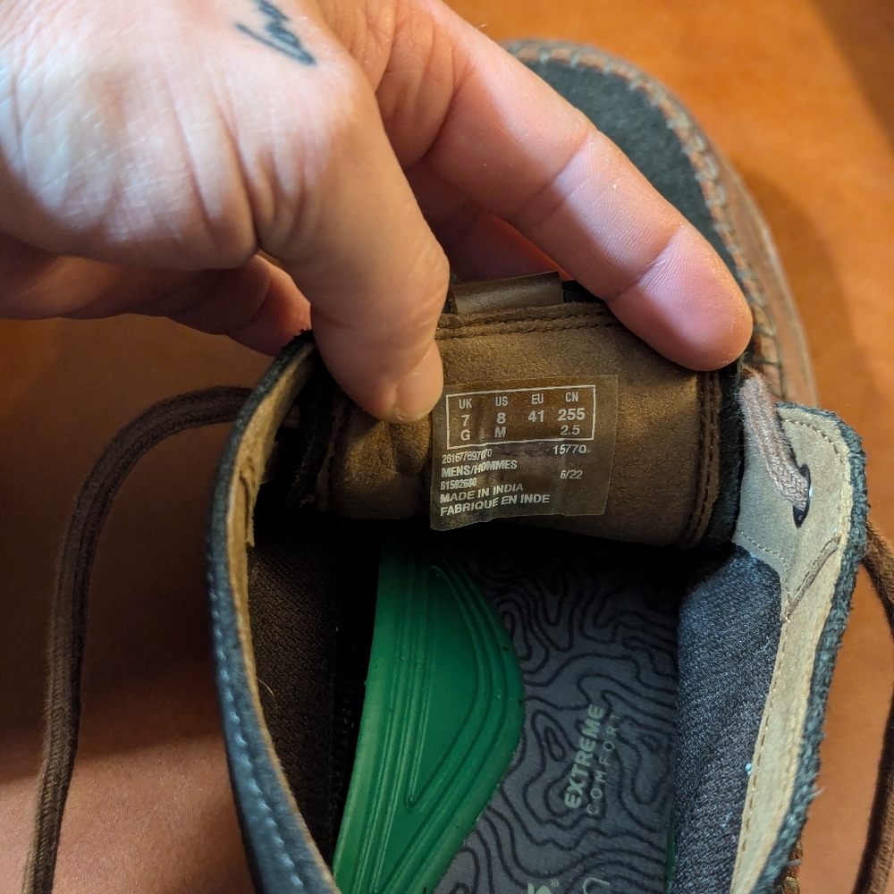 Clarks Hodson Mid Faux Suede Round Toe Moccasin Boots M8 - Picture 7 of 7